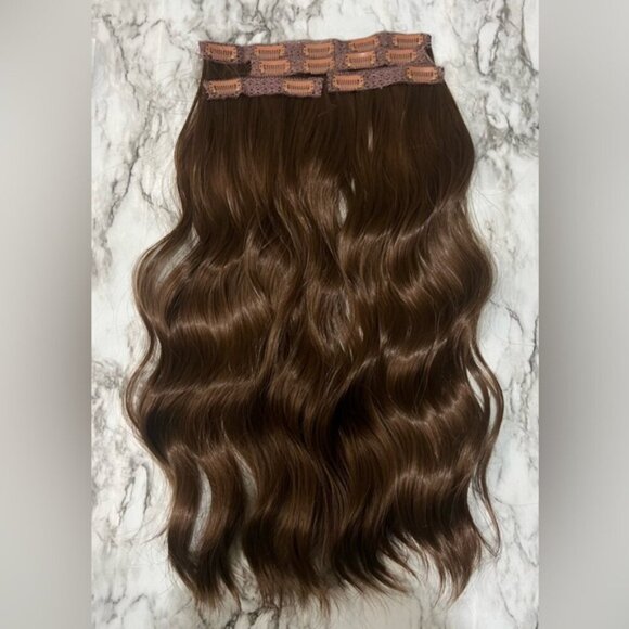 20 IN VOLUMIZING WEFT CLIP IN SET CHESTNUT BROWN CURLY WAVE HAIR EXTENSIONS - Picture 2 of 8